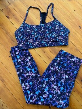 Fabletics Floral Print Sports Bra & Legging Set - Purple Blue Floral